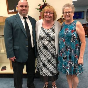 Meet your Posher, Sue idle